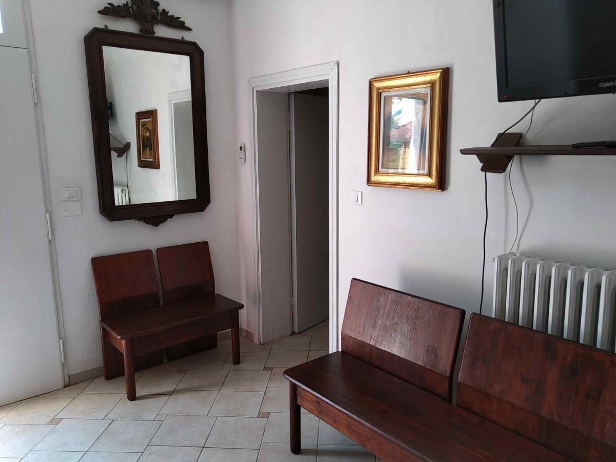 Agriturismo Ca' Isotta Castello di Serravalle Εξωτερικό φωτογραφία