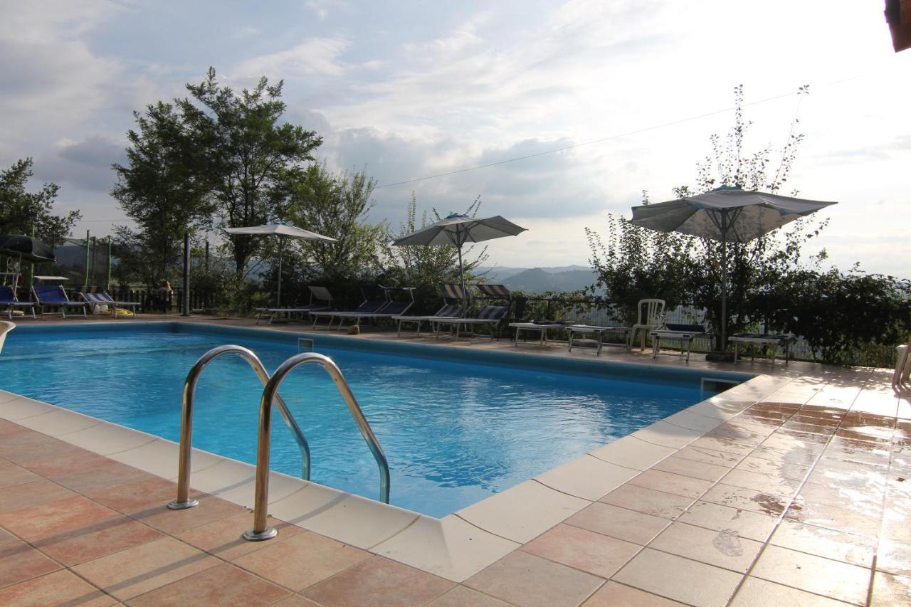 Agriturismo Ca' Isotta Castello di Serravalle Εξωτερικό φωτογραφία