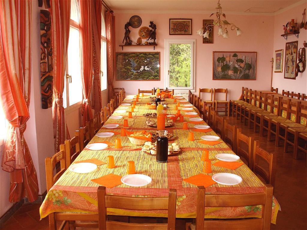 Agriturismo Ca' Isotta Castello di Serravalle Εξωτερικό φωτογραφία
