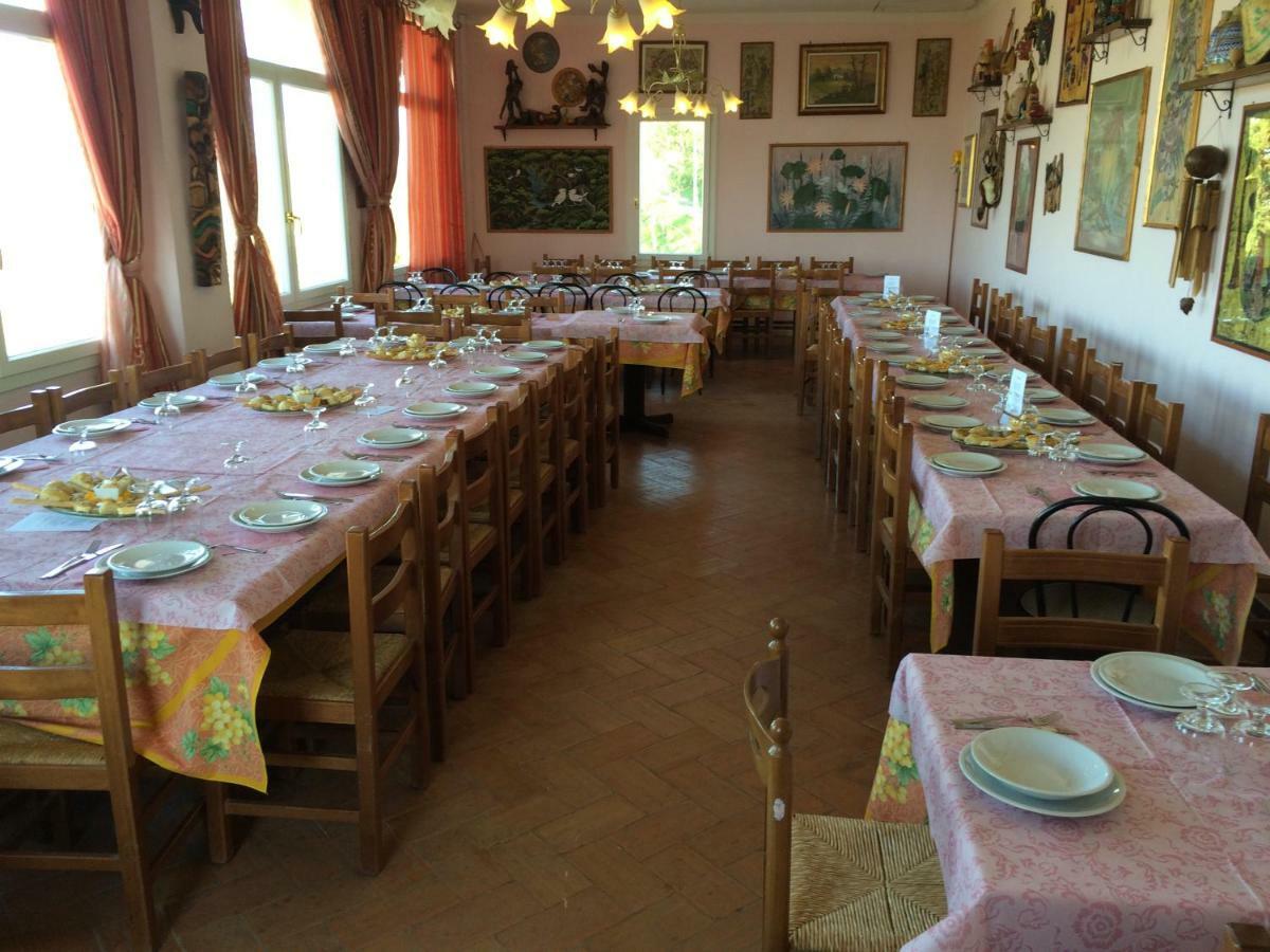 Agriturismo Ca' Isotta Castello di Serravalle Εξωτερικό φωτογραφία